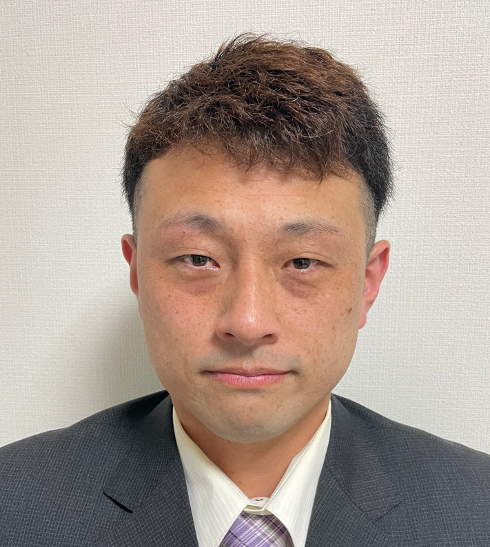 堀内.png